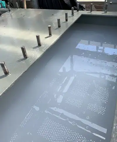 Exxon cable termination with LoviSil® insulation Terminazione di cavo con mezzo isolante LoviSil installata in un impianto industriale per garantire isolamento elettrico affidabile e sicuro.
